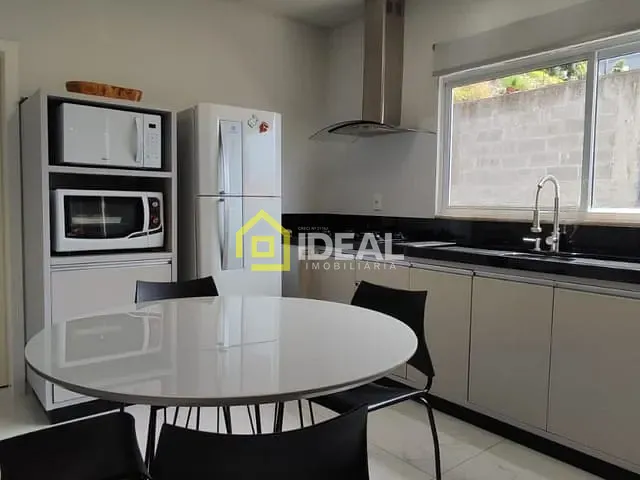 Casa com 135m² 2 quartos e 2 banheiros, à venda, no bairro Gruta em Concórdia