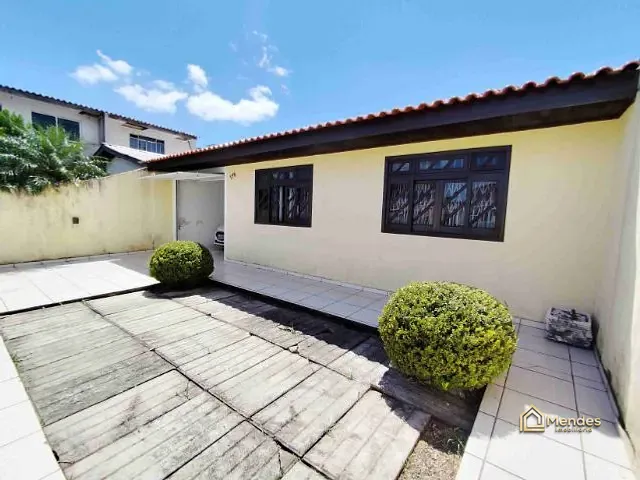 Casa com 120m² 2 quartos e 1 banheiro, à venda, no bairro Sítio Cercado em Curitiba