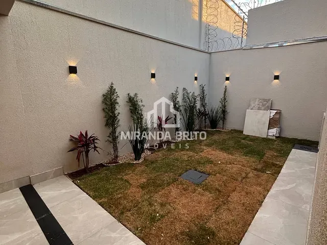 Casa 3 quartos e 4 banheiros, à venda, no bairro Residencial Kátia em Goiânia
