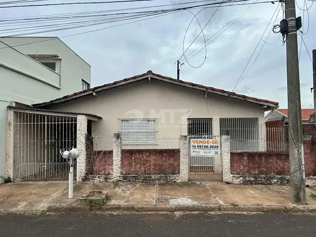 Casa com 218m² 2 quartos e 1 banheiro, à venda, no bairro Vila Éden em Botucatu