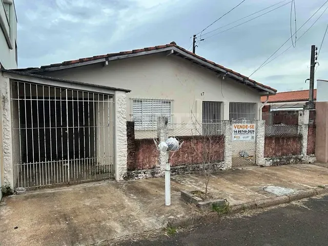 Casa com 218m² 2 quartos e 1 banheiro, à venda, no bairro Vila Éden em Botucatu