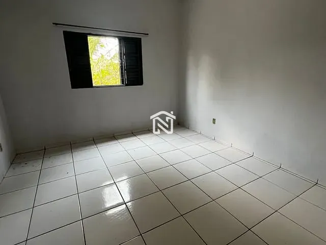 Casa com 402m² 2 quartos e 1 banheiro, à venda, no bairro Vila Milena em Paraíso do Tocantins