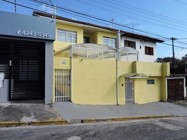 Casa com 135m², à venda, no bairro Jardim Nomura em Cotia
