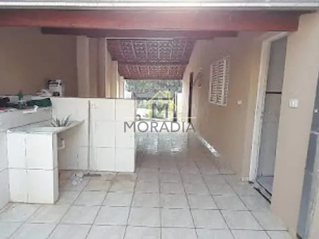 Casa com 250m² 3 quartos e 2 banheiros, para alugar, no bairro Loteamento Joaquim Cecílio Ribeiro em Guaxupé