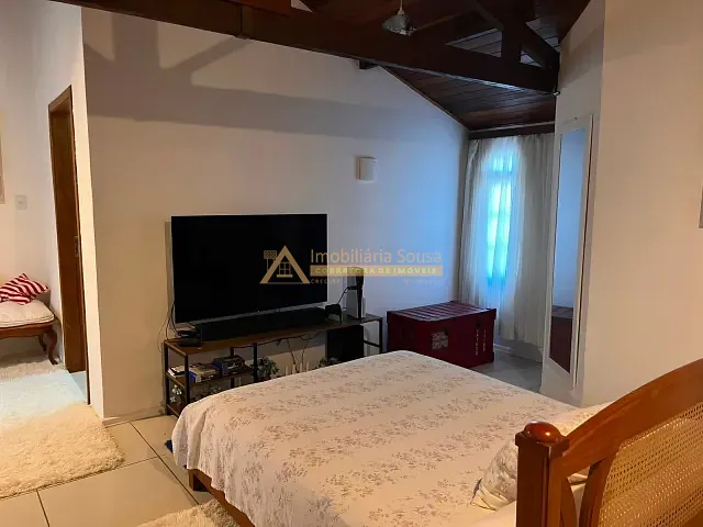 Casa com 600m² 4 quartos e 4 banheiros, à venda ou para alugar, no bairro Jardim Tarumã em Jundiaí