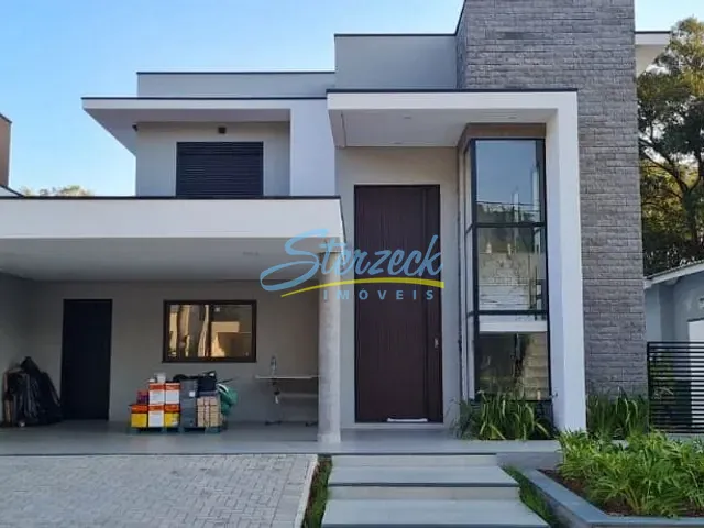 Casa com 520m² 3 quartos e 5 banheiros, à venda, no bairro Ipiranga em Louveira
