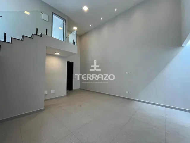 Casa com 220m² 3 quartos e 5 banheiros, à venda, no bairro Jardim Belvedere em Volta Redonda