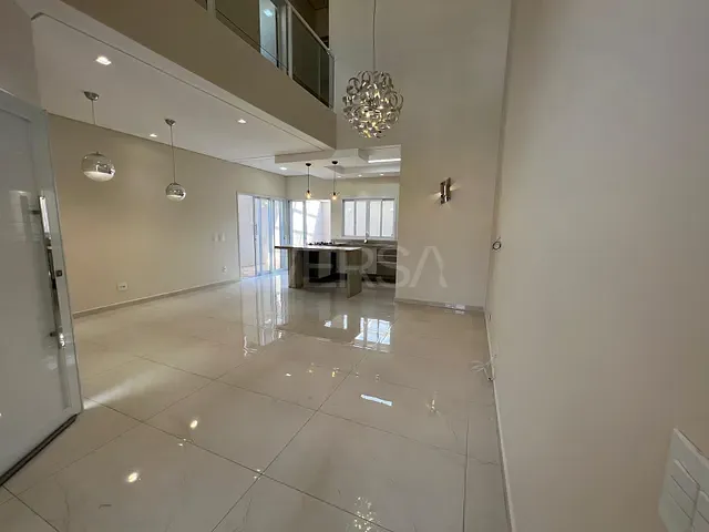 Casa 3 quartos e 3 banheiros, à venda, no bairro Condomínio Residencial Villagio do Conde em Rio Claro