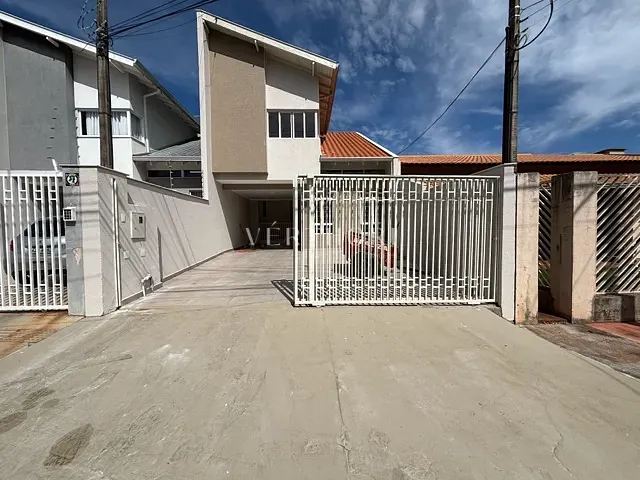 Casa com 201m² 3 quartos e 3 banheiros, à venda, no bairro San Fernando em Londrina