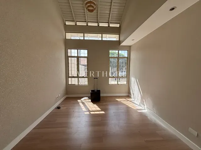 Casa com 201m² 3 quartos e 3 banheiros, à venda, no bairro San Fernando em Londrina