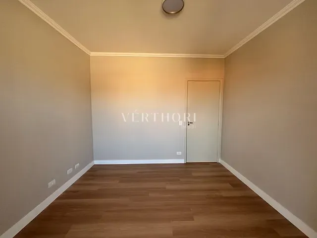 Casa com 201m² 3 quartos e 3 banheiros, à venda, no bairro San Fernando em Londrina