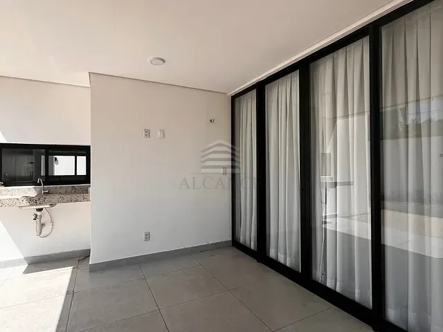 Casa 4 quartos e 5 banheiros, à venda, no bairro Uruguai em Teresina