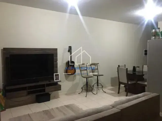 Casa 2 quartos e 1 banheiro, à venda, no bairro Jardim Continental II em Taubaté