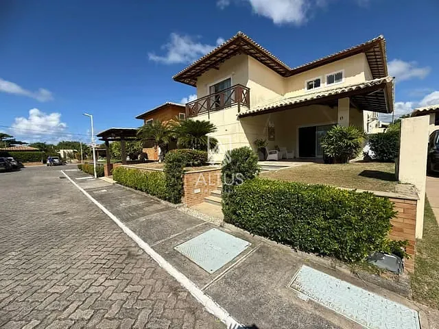 Casa 4 quartos e 1 banheiro, à venda, no bairro Piatã em Salvador