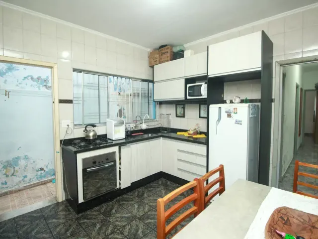 Casa 2 quartos e 1 banheiro, à venda, no bairro Jardim Santo André em Santo André
