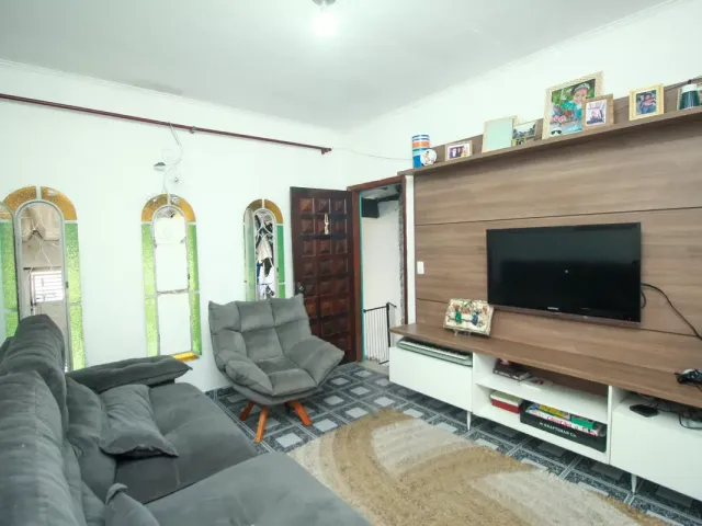 Casa 2 quartos e 1 banheiro, à venda, no bairro Jardim Santo André em Santo André