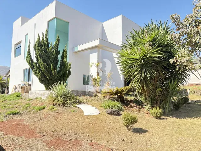 Casa 4 quartos e 3 banheiros, à venda, no bairro Condomínio Serra dos Bandeirantes em Mário Campos
