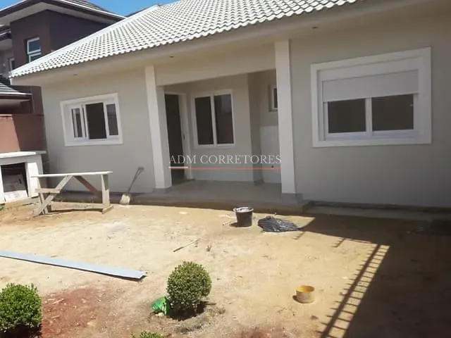 Casa com 250m² 2 quartos e 2 banheiros, à venda, no bairro Parque da Matriz em Gravataí