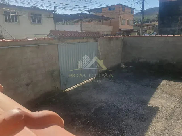 Casa 4 quartos e 2 banheiros, à venda, no bairro Filgueiras em Juiz de Fora