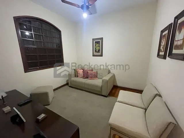 Casa com 260m² 4 quartos e 2 banheiros, à venda, no bairro Vila Santa Cecília em Volta Redonda