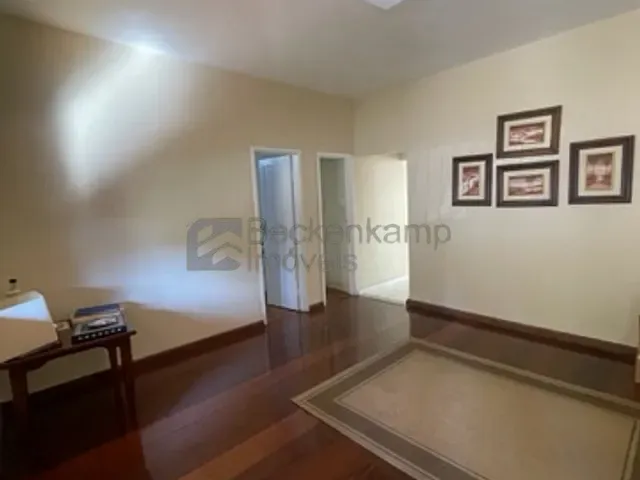 Casa com 260m² 4 quartos e 2 banheiros, à venda, no bairro Vila Santa Cecília em Volta Redonda