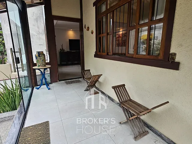 Casa com 408m² 5 quartos e 6 banheiros, à venda, no bairro Praia da Costa em Vila Velha
