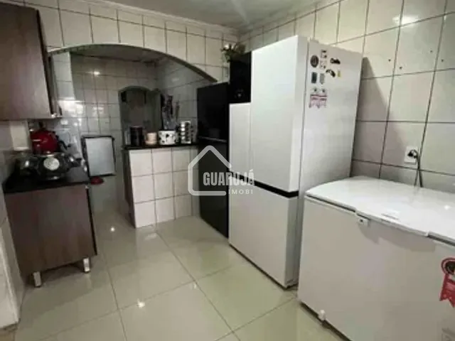 Casa 3 quartos e 1 banheiro, à venda, no bairro Vila Ligya em Guarujá