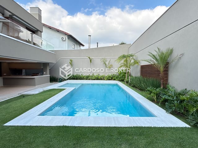 Casa com 724m² 4 quartos e 7 banheiros, à venda, no bairro Alphaville Centro Industrial e Empresarial/Alphaville. em Barueri