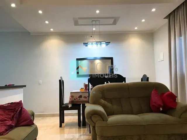 Casa com 250m² 3 quartos e 2 banheiros, à venda, no bairro Loteamento Villa Branca em Jacareí