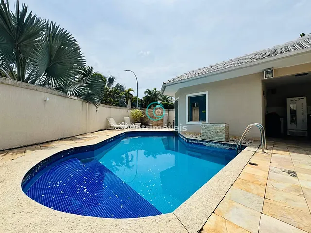 Casa com 655m² 6 quartos e 9 banheiros, à venda, no bairro Barra da Tijuca em Rio de Janeiro