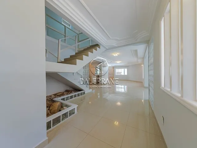 Casa com 800m² 4 quartos e 4 banheiros, para alugar, no bairro Setor de Habitações Individuais Norte em Brasília