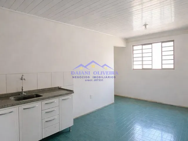 Casa 3 quartos e 1 banheiro, à venda, no bairro CENTRO em Cambará