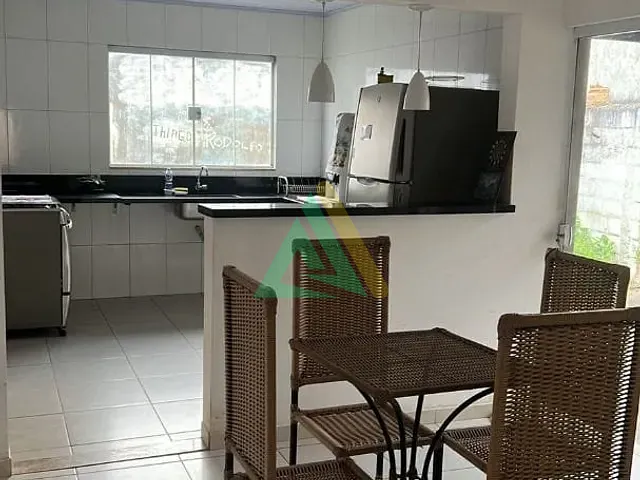 Casa com 268m² 3 quartos e 1 banheiro, à venda, no bairro Vila Santa Luzia em Mogi Mirim
