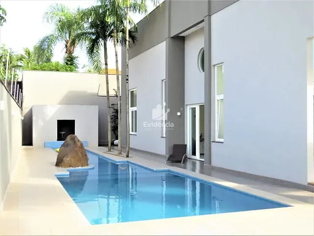 Casa com 1000m² 4 quartos e 7 banheiros, à venda, no bairro Mediterrâneo em Londrina