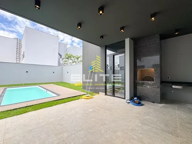 Casa com 412m², à venda, no bairro Florais da Mata em Sorriso