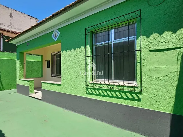 Casa 2 quartos e 1 banheiro, para alugar, no bairro Jardim Meriti em São João de Meriti