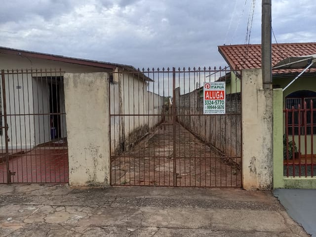 Foto do Casa - Casa de fundos na Região Central de Londrina, Vila Recreio | Imobiliária Itapuã S/C LTDA