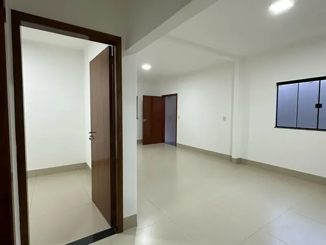 Casa 3 quartos e 2 banheiros, à venda, no bairro Jardim Alphaville em Goiânia