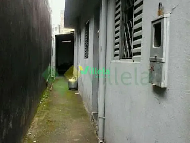 Casa 1 quarto e 1 banheiro, à venda, no bairro Corredor em Itaquaquecetuba