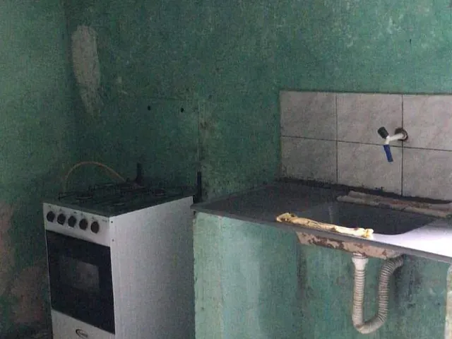 Casa 2 quartos e 1 banheiro, à venda, no bairro Centro em Paulo Afonso