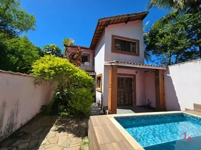 Casa com 291m² 6 quartos e 4 banheiros, à venda, no bairro Cibratel I em Itanhaém