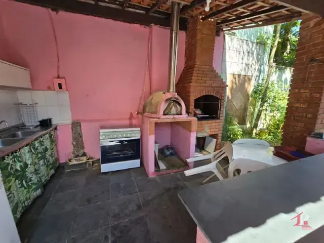 Casa com 291m² 6 quartos e 4 banheiros, à venda, no bairro Cibratel I em Itanhaém