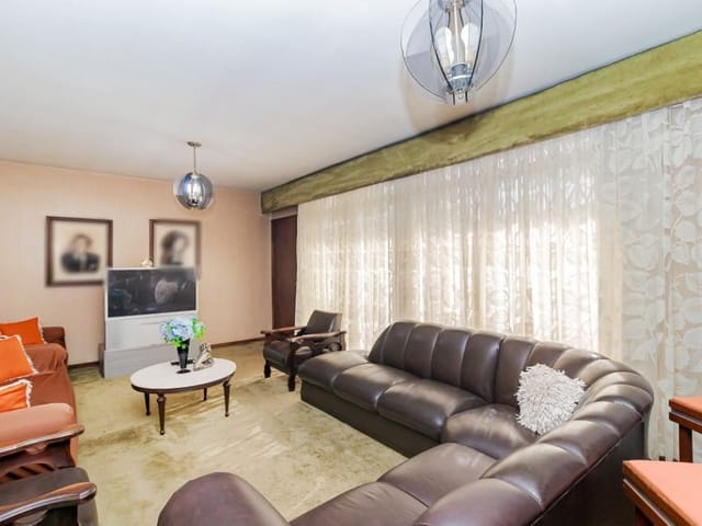 Casa com 476m² 3 quartos e 4 banheiros, para alugar, no bairro Jardim Botânico em Curitiba