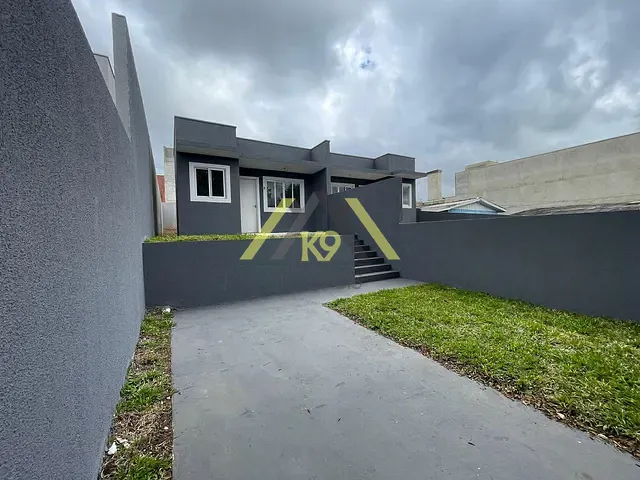 Casa com 180m² 3 quartos e 2 banheiros, à venda, no bairro Paloma em Colombo