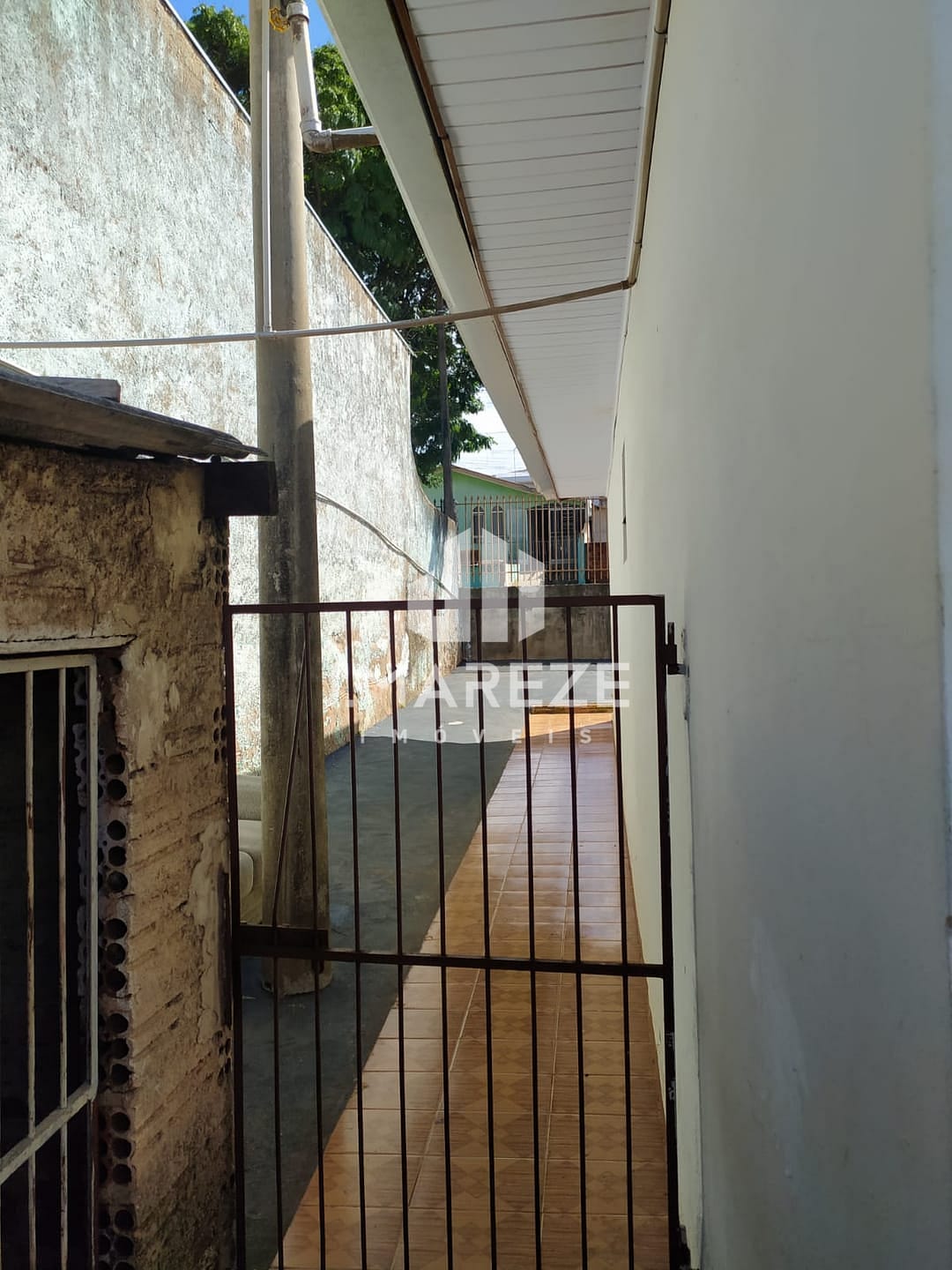 Casa à venda com 2 quartos, 60m² - Foto 11