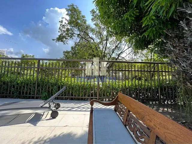Casa com 1000m² 5 quartos e 2 banheiros, à venda, no bairro Barra da Tijuca em Rio de Janeiro