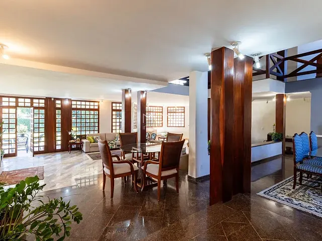 Casa 4 quartos e 6 banheiros, à venda, no bairro Setor de Habitações Individuais Norte em Brasília
