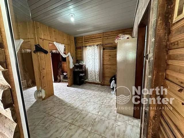 Casa com 360m² 2 quartos e 2 banheiros, à venda, no bairro Conquista em Balneário Barra do Sul