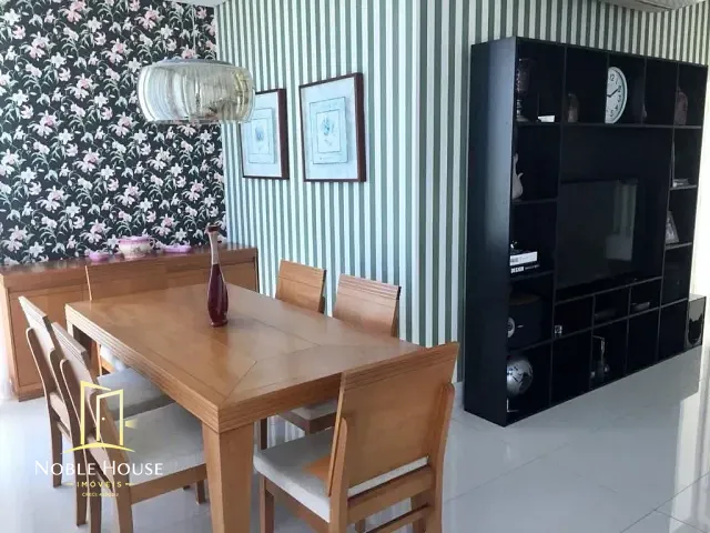 Casa 3 quartos e 5 banheiros, à venda, no bairro Villaggio Capríccio em Louveira