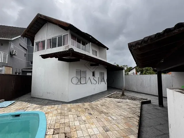 Casa 5 quartos e 3 banheiros, à venda, no bairro Balneário Atami em Pontal do Paraná